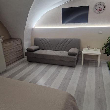 Il Cortiletto Verde Villa คาตาเนีย ภายนอก รูปภาพ